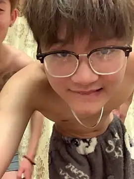 KK-cuteboy live sex cam