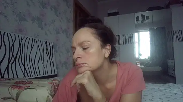 LindaStarS live sex cam