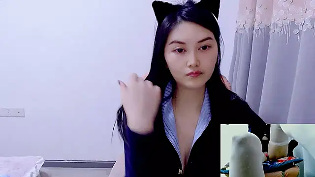 Little-sweet live sex cam