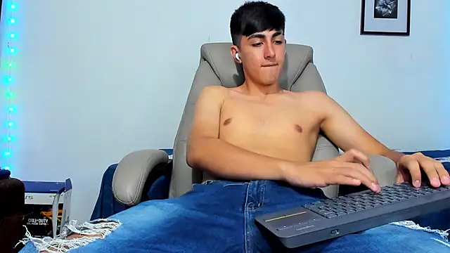 babymaik live sex cam