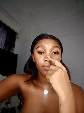 Hannah_107 live sex cam