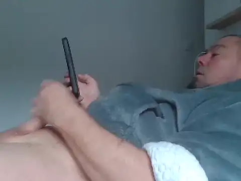 hugoboys4576 live sex cam