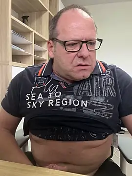 coupleLatinaLovers live sex cam