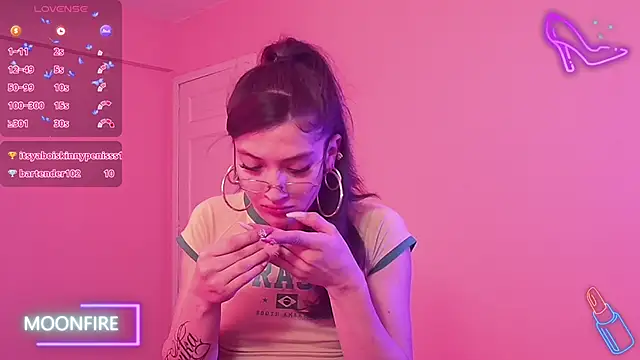 moonfiredancer live sex cam