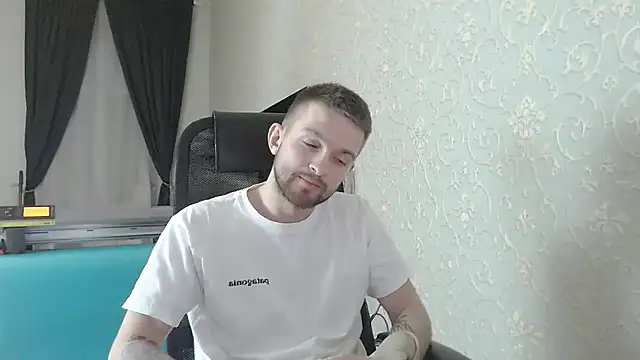 Marselle_Laker live sex cam