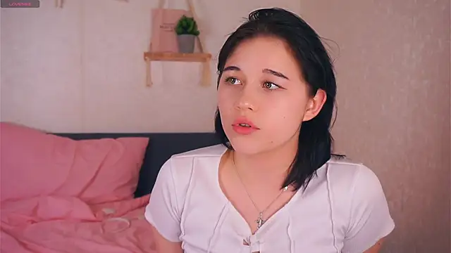 EviaVanveen live sex cam