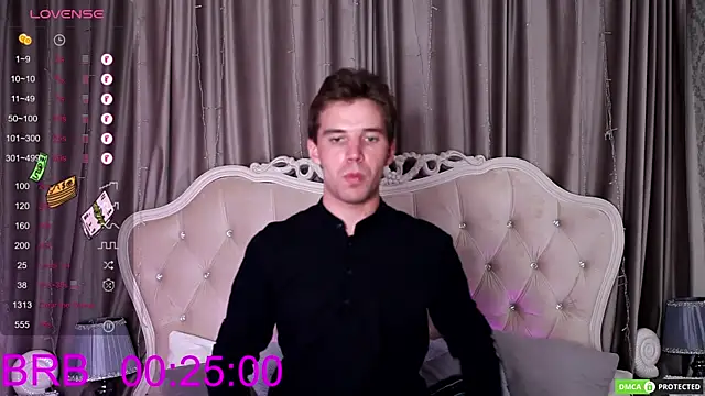 ArthurWhitee live sex cam