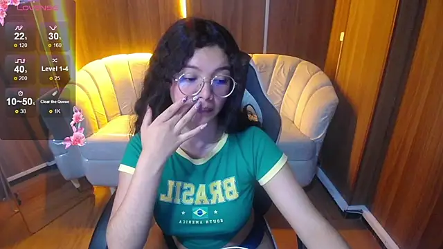 victoria_castillo_b live sex cam