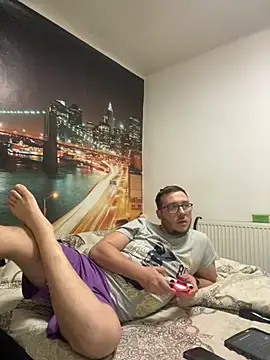 ionut9879 live sex cam