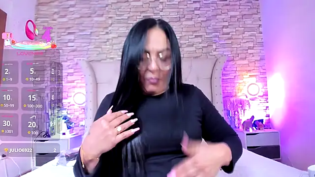 Gina_Myers live sex cam