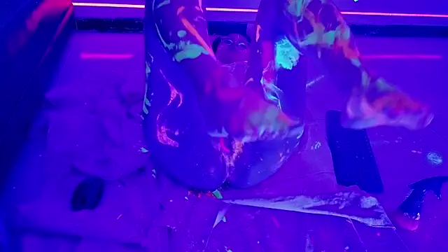 LiLLiAnderson live sex cam