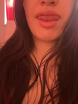 KarenG2025 live sex cam