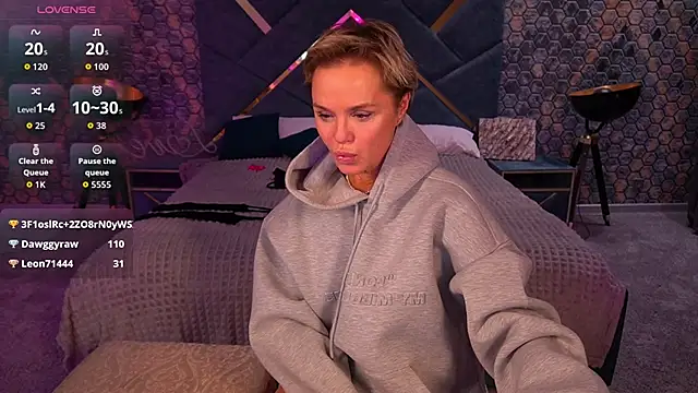 PleasureWeCouple live sex cam