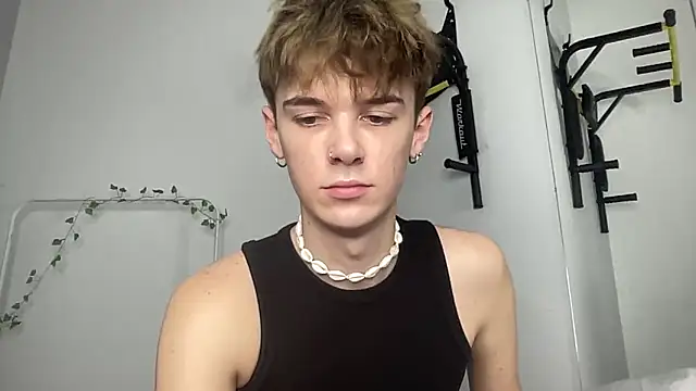 Milk_Guy live sex cam