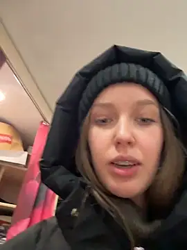 ElliRose live sex cam