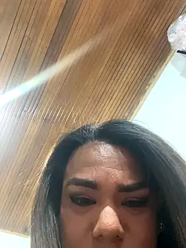 NatiBrunet live sex cam