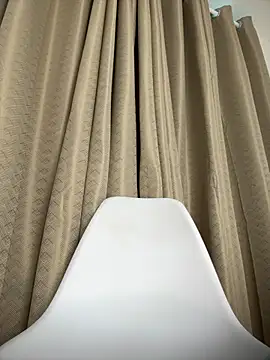 cuteluci_ live sex cam