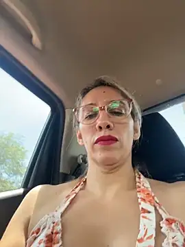 Gatitacarlita live sex cam