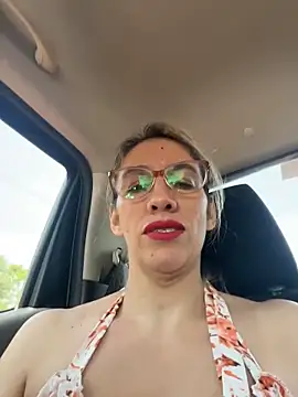 Gatitacarlita live sex cam