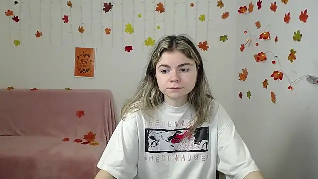 TinaRedly live sex cam