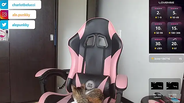 charlotbelucci_ live sex cam