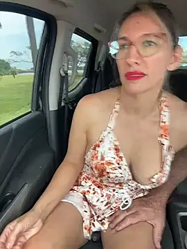 Gatitacarlita live sex cam