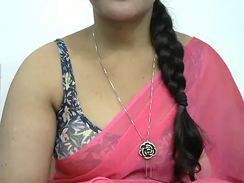 reshmika_reddy live sex cam