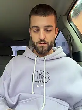 Pablo_Hornyguy95 live sex cam