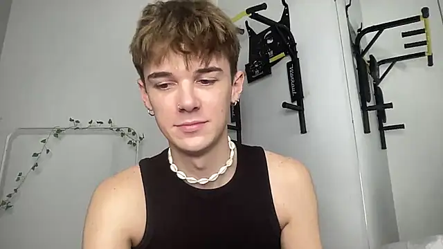 Milk_Guy live sex cam