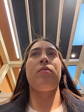 Holly_Play live sex cam