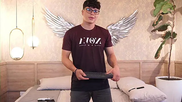 Ethan_occonor live sex cam