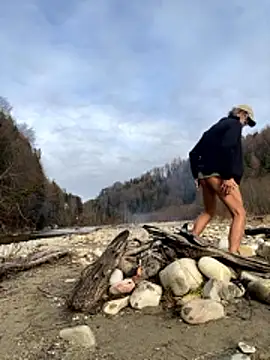 artXhibitor live sex cam