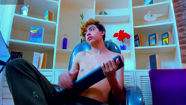 Twinkk_Guy live sex cam