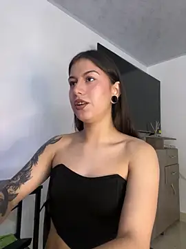 astrid_ live sex cam