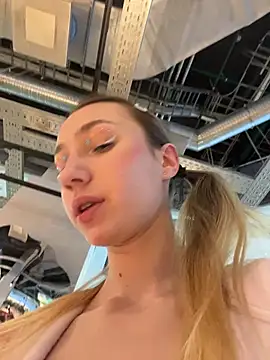 Lia__Love live sex cam