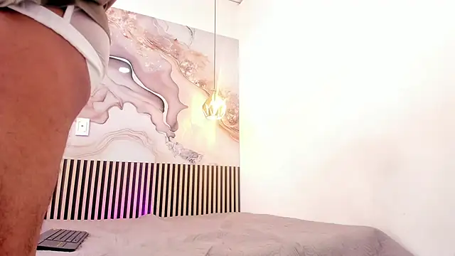 BrianMalonee live sex cam