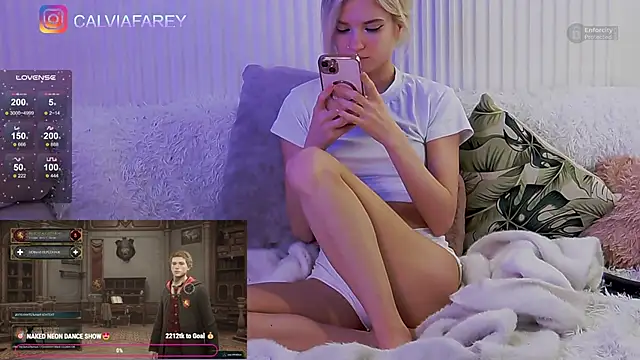calviafarey live sex cam