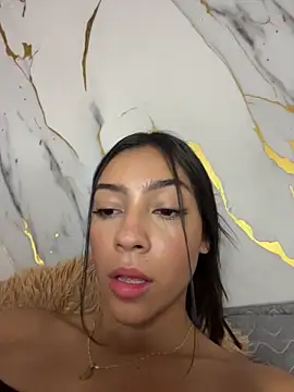 Ema_azel live sex cam