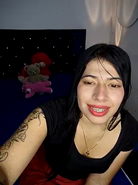 Carolina-petite live sex cam