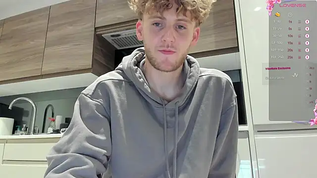 DominantAlex18 live sex cam