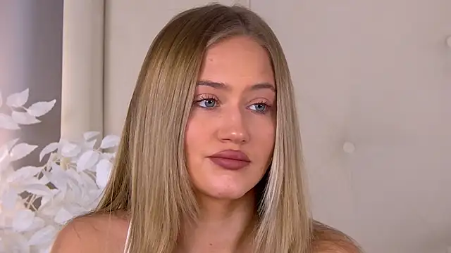 ur_wet_dreams__ live sex cam