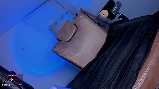 azulawitch666 live sex cam