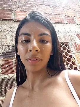 chaparritahot99 live sex cam