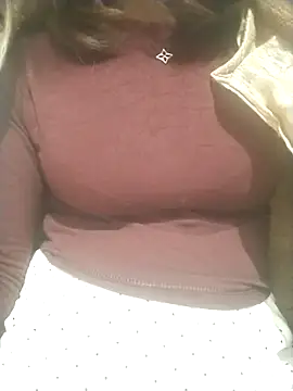 YiyinLy live sex cam