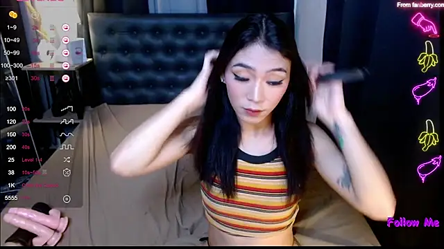 Kyliejennings live sex cam