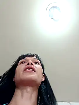 PaulinaLondra2 live sex cam