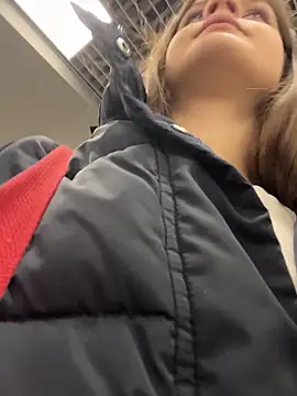 KittyQueeny live sex cam