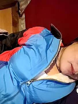 Sinhlinh2020 live sex cam