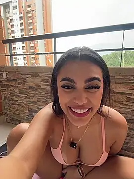 emma_andrew1 live sex cam