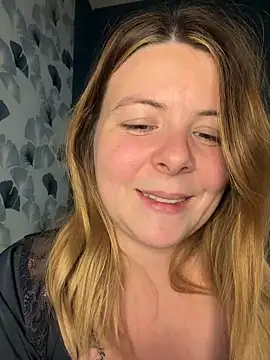 Nina_blain live sex cam